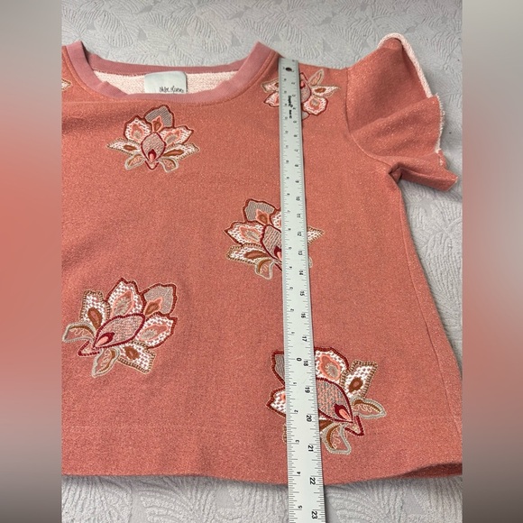 Chloe Oliver Anthropologie Embroidered Floral Sweatshirt Sz Large Boho Coral - Picture 8 of 9